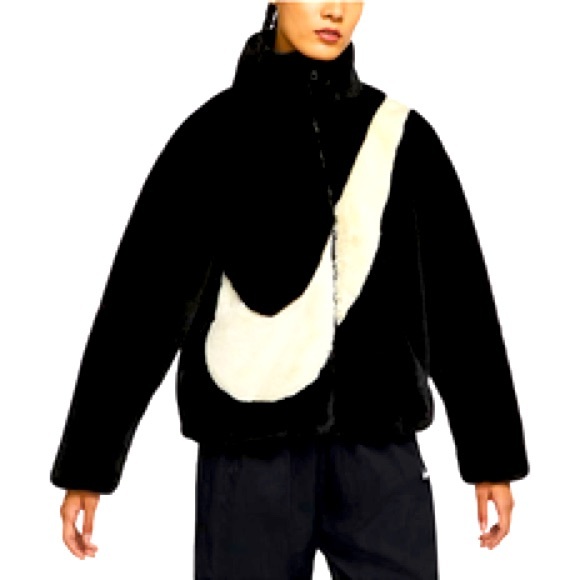 NIKE OVERSIZED FLUFFY JACKET - Picture 1 of 5